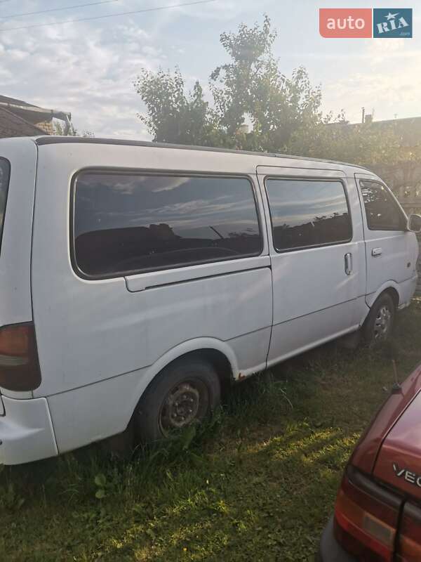 Минивэн Kia Pregio 2000 в Львове
