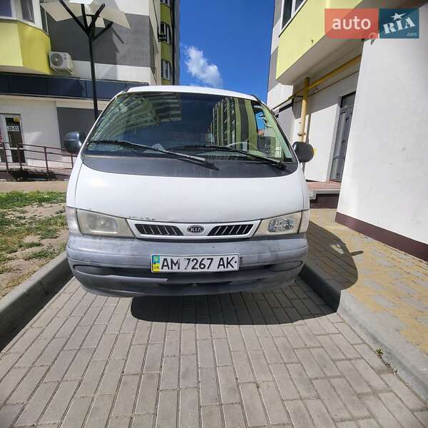 Минивэн Kia Pregio 2002 в Черкассах