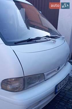 Вантажний фургон Kia Pregio 2000 в 