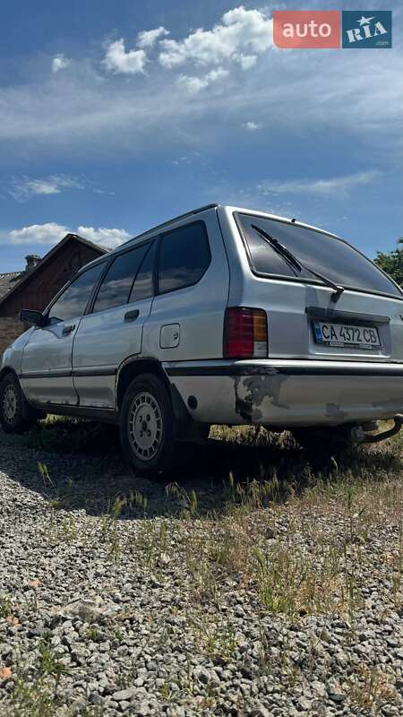 Универсал Kia Pride 2000 в Умани