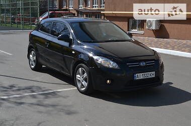 Хетчбек Kia ProCeed 2008 в 