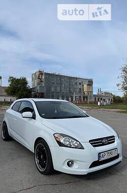 Купе Kia ProCeed 2009 в Запорожье