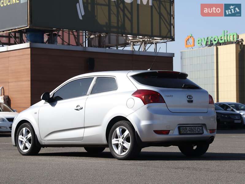 Kia ProCeed 2008