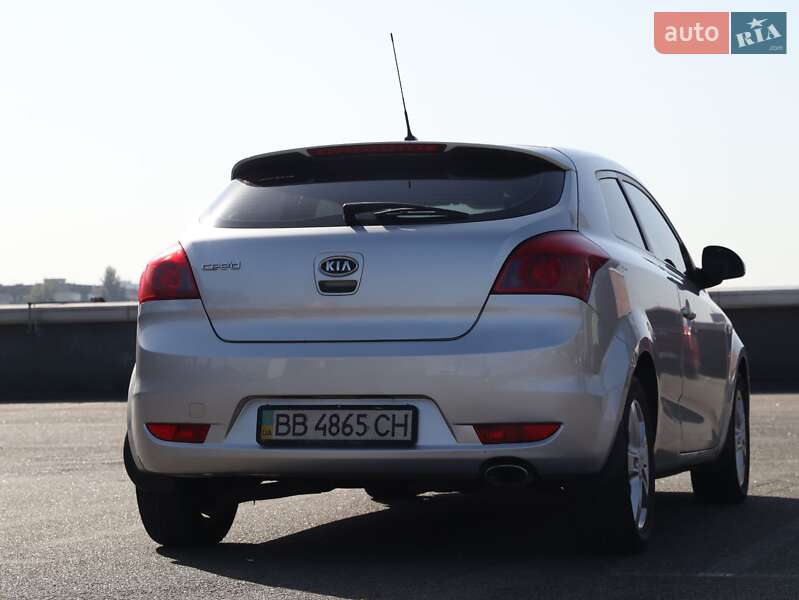 Купе Kia ProCeed 2008 в Киеве