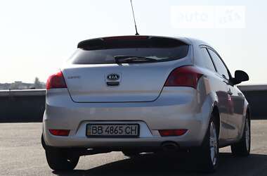 Купе Kia ProCeed 2008 в Киеве