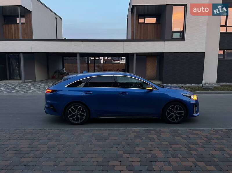 Універсал Kia ProCeed 2019 в Ужгороді