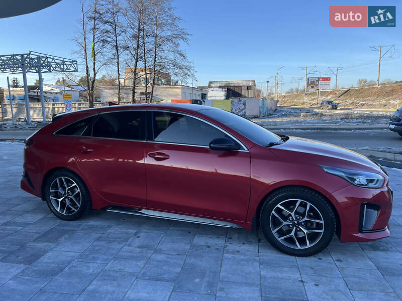 Универсал Kia ProCeed 2019 в Киеве