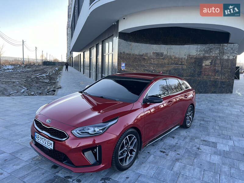 Универсал Kia ProCeed 2019 в Киеве