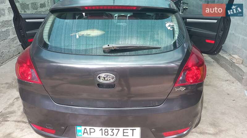 Хэтчбек Kia ProCeed 2008 в Вольнянске