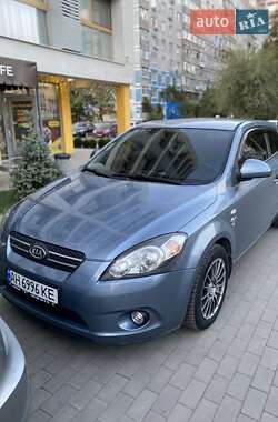 Хэтчбек Kia ProCeed 2008 в 