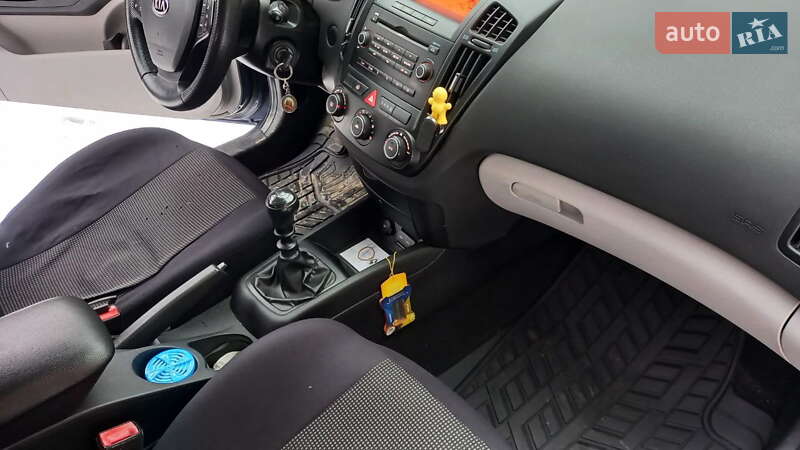 Хетчбек Kia ProCeed 2009 в Львові