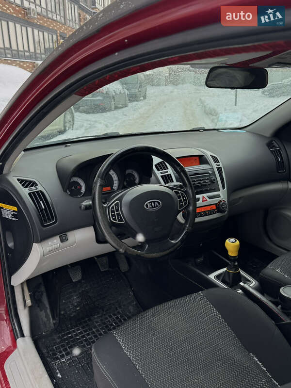 Хэтчбек Kia ProCeed 2008 в Житомире