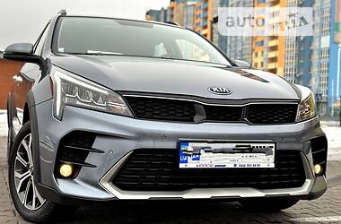 Позашляховик / Кросовер Kia Rio X-Line 2021 в 