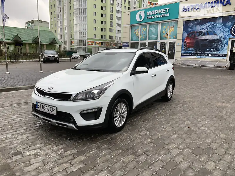 kia_rio-x-line__523899829f.webp