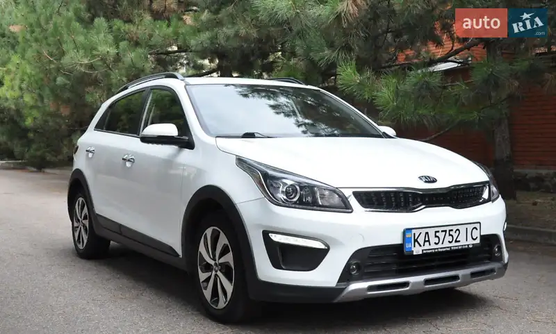 Позашляховик / Кросовер Kia Rio X-Line 2018 в 