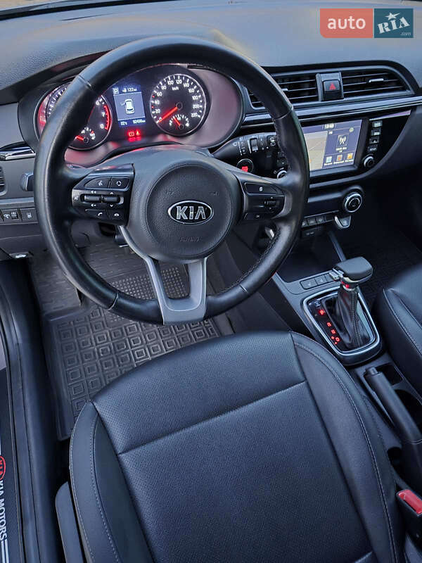 Внедорожник / Кроссовер Kia Rio X-Line 2018 в Болграде