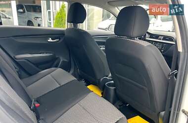 Внедорожник / Кроссовер Kia Rio X-Line 2018 в 