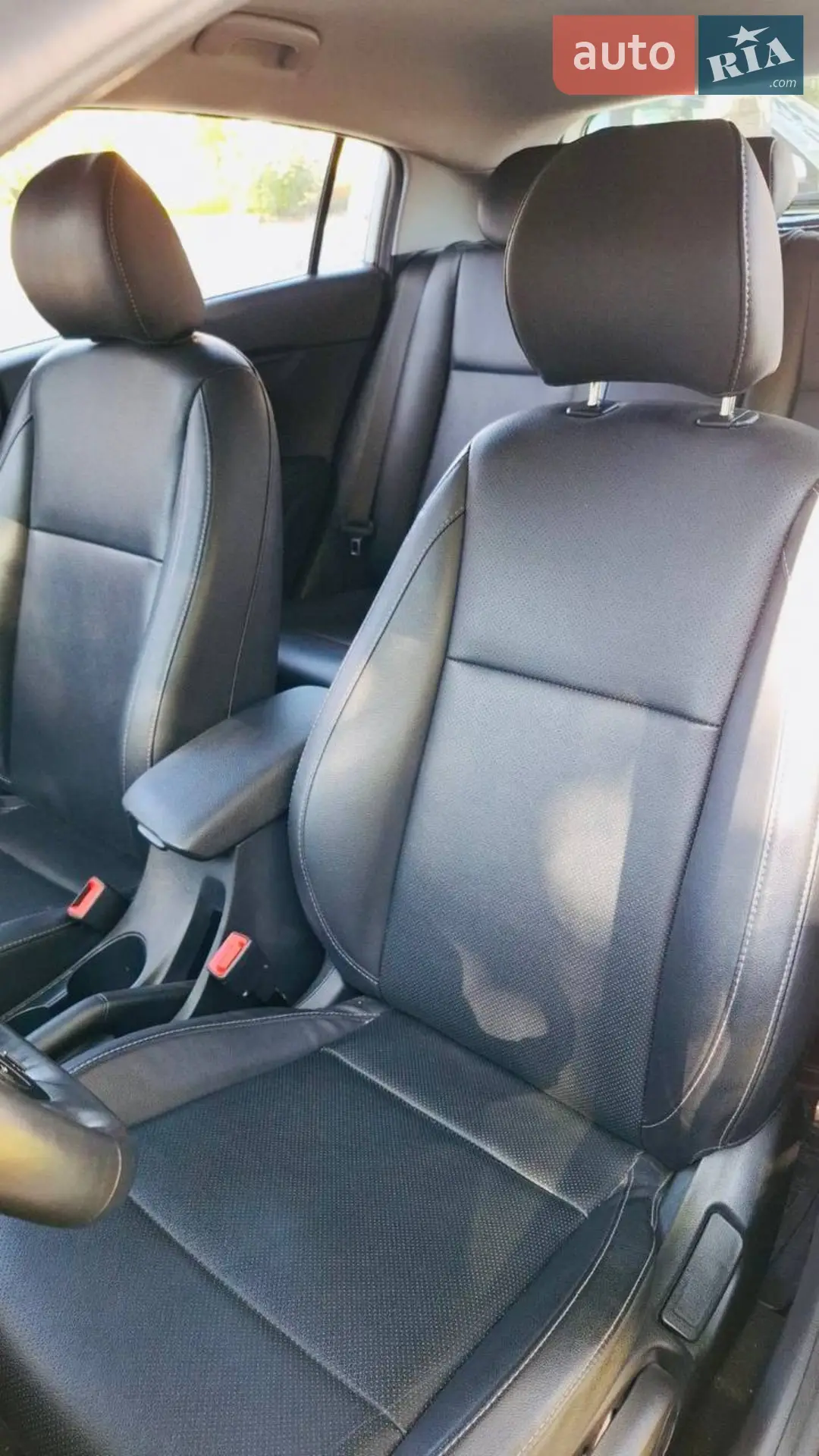 2019 Kia Rio - мініатюра 13