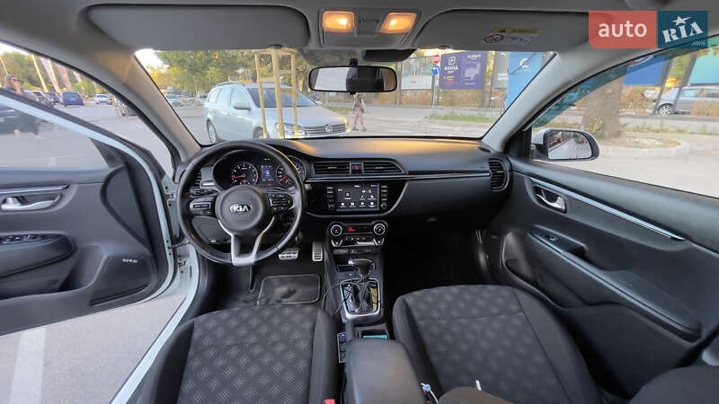 Хэтчбек Kia Rio X-Line 2018 в Одессе