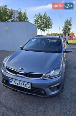 Позашляховик / Кросовер Kia Rio X-Line 2018 в 