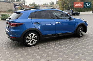 Внедорожник / Кроссовер Kia Rio X-Line 2018 в 