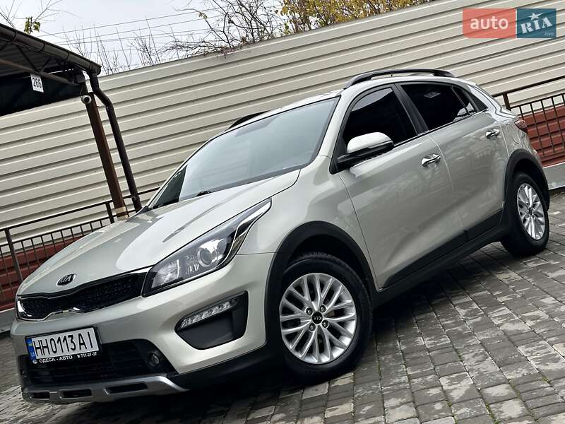 Внедорожник / Кроссовер Kia Rio X-Line 2018 в Одессе