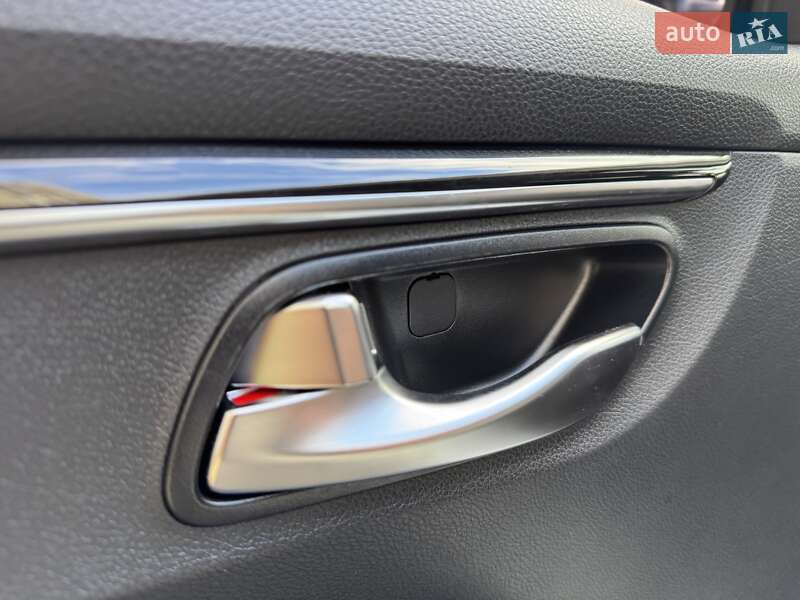 Позашляховик / Кросовер Kia Rio X-Line 2018 в Києві фото 38 Позашляховик / Кросовер Kia Rio X-Line 2018 в Києві