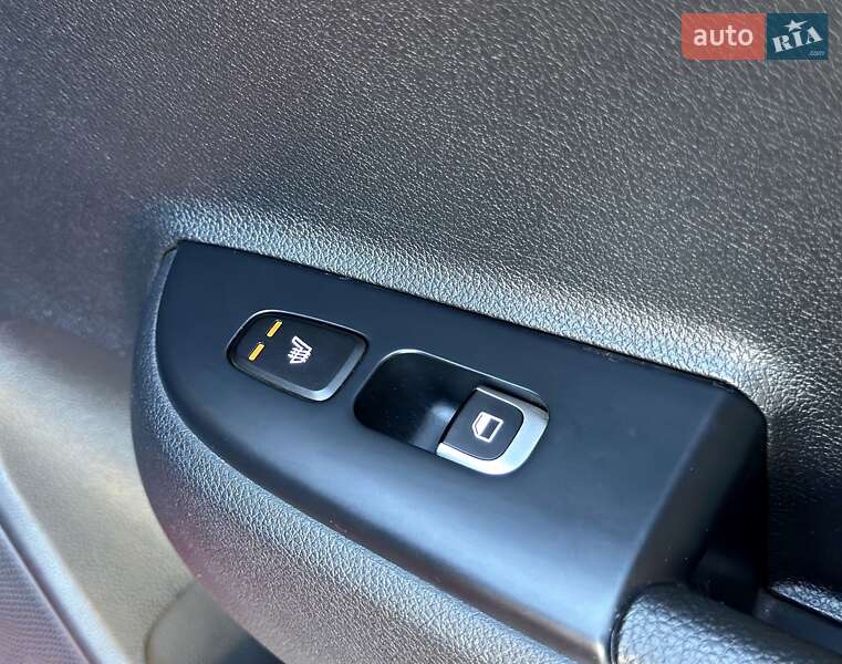 Внедорожник / Кроссовер Kia Rio X-Line 2018 в Одессе фото 60 Внедорожник / Кроссовер Kia Rio X-Line 2018 в Одессе