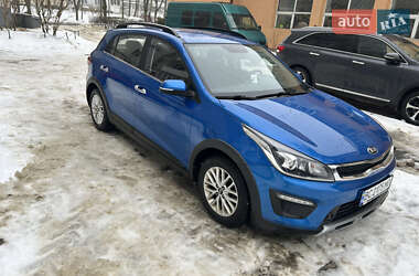 Хэтчбек Kia Rio X-Line 2018 в Новояворовске