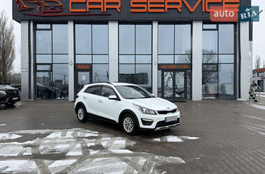 Внедорожник / Кроссовер Kia Rio X-Line 2018 в Киеве