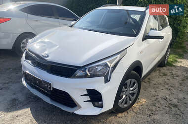 Внедорожник / Кроссовер Kia Rio X 2021 в Киеве