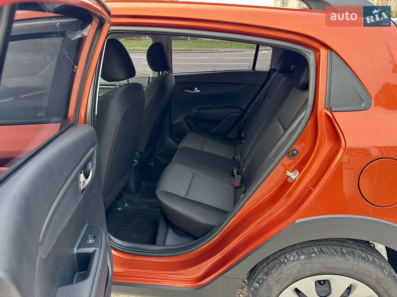 Позашляховик / Кросовер Kia Rio X 2021 в Києві фото 19 Позашляховик / Кросовер Kia Rio X 2021 в Києві