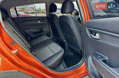 Внедорожник / Кроссовер Kia Rio X 2021 в 