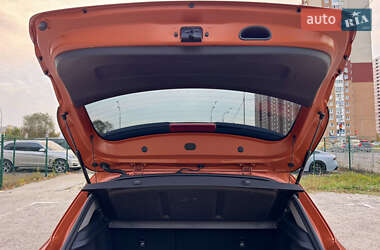 Внедорожник / Кроссовер Kia Rio X 2021 в 