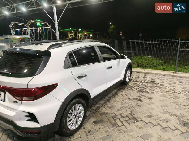 Позашляховик / Кросовер Kia Rio X 2022 в Полтаві