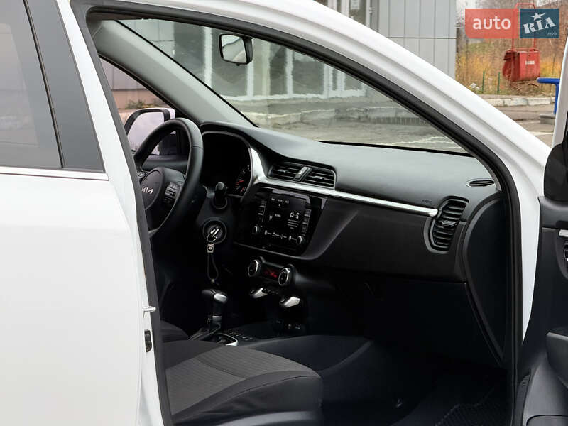 Позашляховик / Кросовер Kia Rio X 2022 в Мені фото 13 Позашляховик / Кросовер Kia Rio X 2022 в Мені