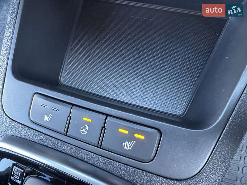 Позашляховик / Кросовер Kia Rio X 2022 в Києві