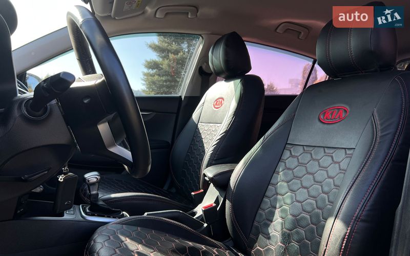 Внедорожник / Кроссовер Kia Rio X 2022 в Львове
