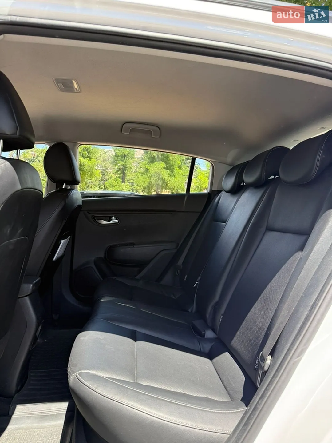 2021 Kia Rio - мініатюра 33