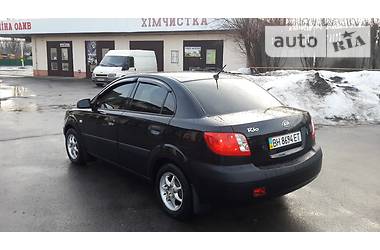 Седан Kia Rio 2009 в Виннице