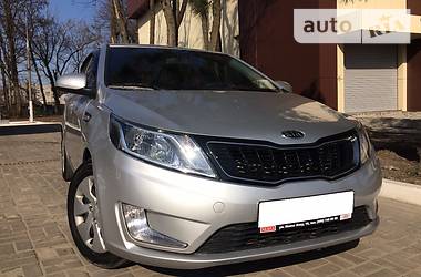 Седан Kia Rio 2012 в Днепре