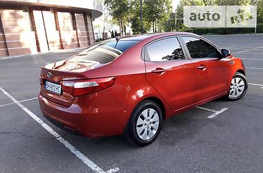 Седан Kia Rio 2013 в Одессе