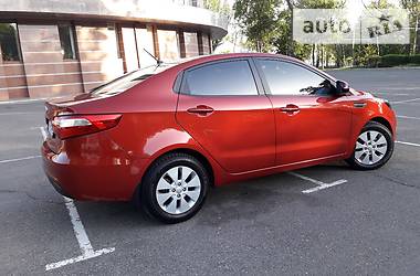 Седан Kia Rio 2013 в Одессе