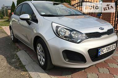 Хэтчбек Kia Rio 2013 в Львове