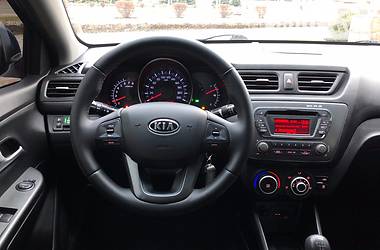 Седан Kia Rio 2013 в Энергодаре