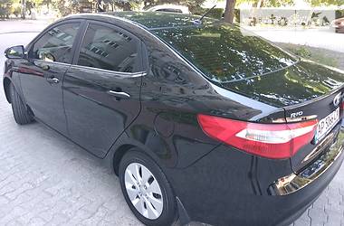 Седан Kia Rio 2013 в Запорожье