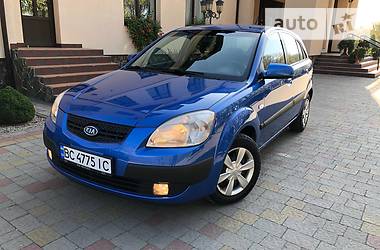 Хэтчбек Kia Rio 2008 в Стрые