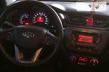 Седан Kia Rio 2013 в Хусте