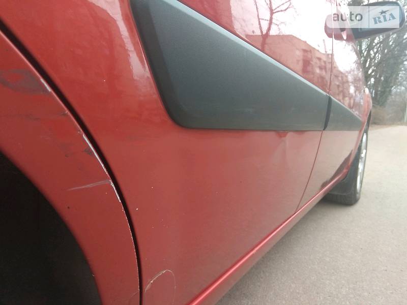 Хэтчбек Kia Rio 2007 в Тячеве