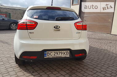 Хэтчбек Kia Rio 2014 в Бродах